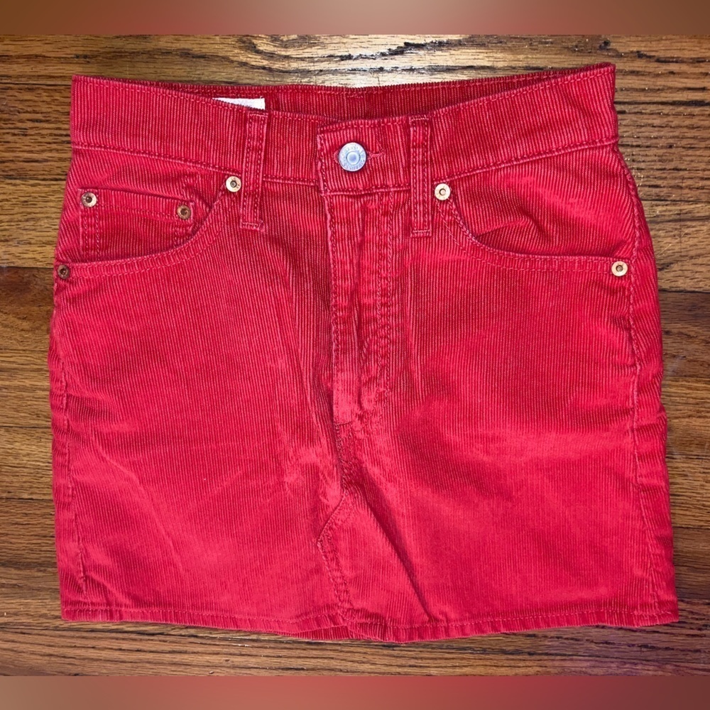𝅺levi Strauss size 24 vintage y2k red Valentine’s Day corduroy miniskirt - Picture 5 of 15